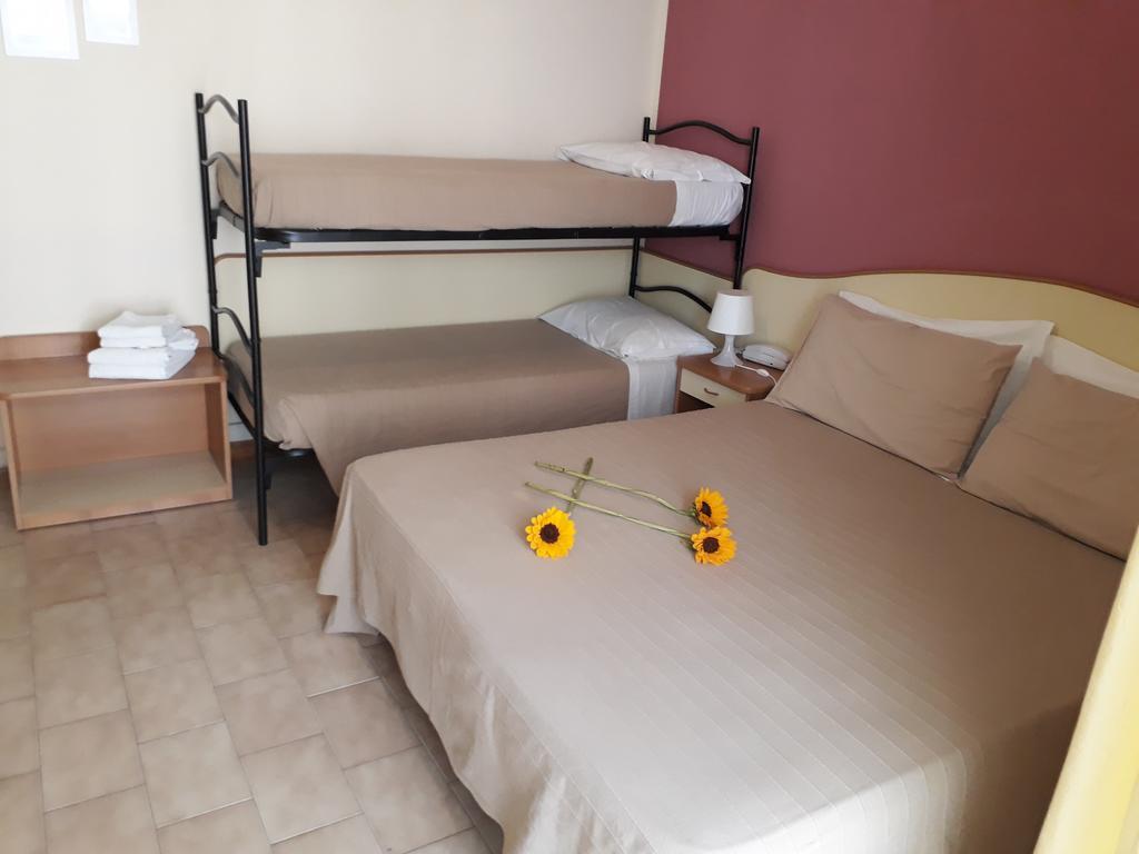 Hotel Helvetia Milano Marittima Esterno foto