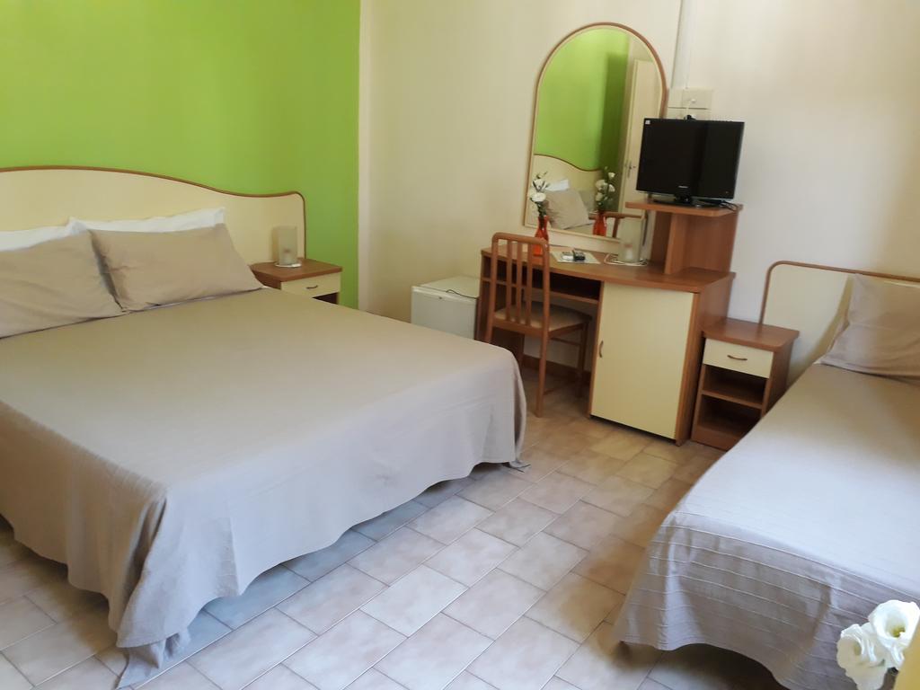 Hotel Helvetia Milano Marittima Esterno foto