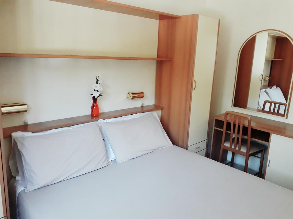 Hotel Helvetia Milano Marittima Esterno foto