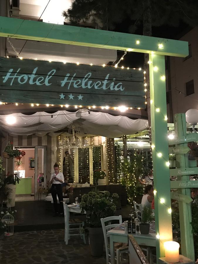 Hotel Helvetia Milano Marittima Esterno foto